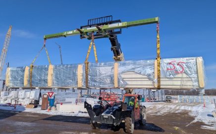 Caldwell telescoping forklift beam