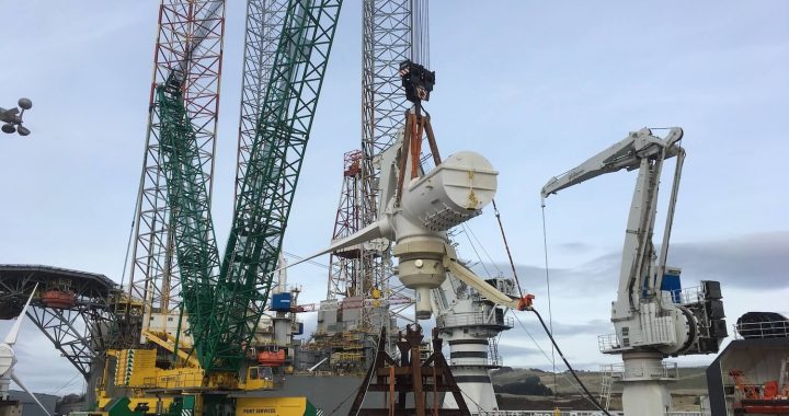 Modulift aberdeen tidal turbine final lift position